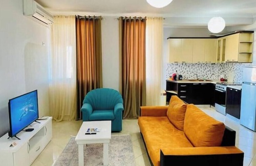 Mbrostar-Urë Condo | EasyTrip Family 2+1 Apartmt City Center 417G