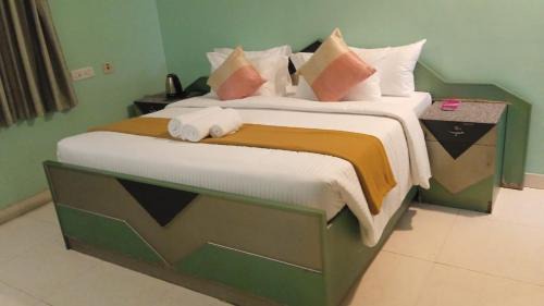 Palavakkam House | Eaze & Comfort - Boutique Hotel