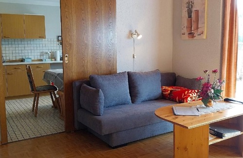 Traitsching Apartment | Ebenerdige Ferienwohnung mit Terrasse für bis zu 4 Personen