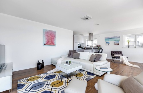 Kappeln Apartment | Ebb & flow: luxury Baltic Sea vacation apartment on the waterfront with sauna and sea view