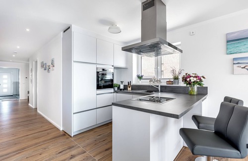 Kappeln Apartment | Ebb & flow: luxury Baltic Sea vacation apartment on the waterfront with sauna and sea view