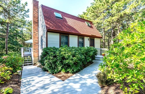 Wellfleet House | Ebb Tide~3b/2b and dog friendly for 2-10