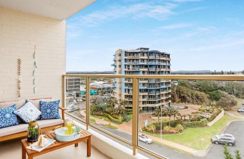 Forster Apartment | Ebbtide 30