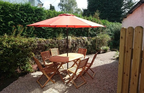 Moffat House | Ebenholm Cottage