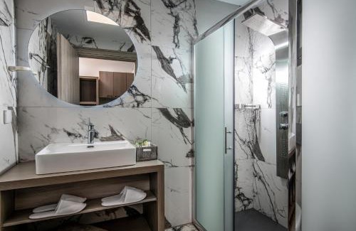 Kato Gouves Apartment | Ebenus Suites "Adults Only" by Checkin
