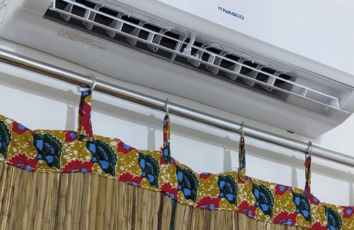 Accra Apartment | Ebia's home on the hilltops, with free wifi, parking, Aircon, 14km from airport.