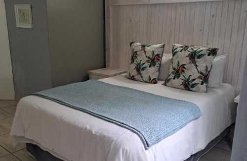 White River Cabin | eBundu Lodge