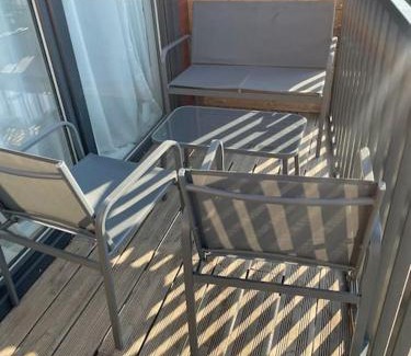 Velaux Apartment | "Echapée Belle" Appart Moderne 4 pers à Velaux - Tout équipé avec terrasse à 15 min plage et aéroport