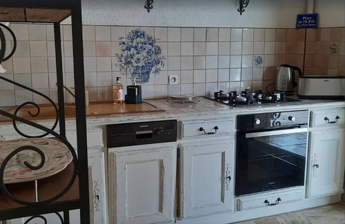 Rochegude Villa | Echappée en ProvencenVilla with 2 apartments around a swimming pool.