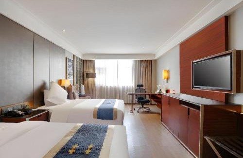 Optics Valley Hotel | Echeng Hotel Wuhan Optics Valley Square Yangjiawan Metro Station