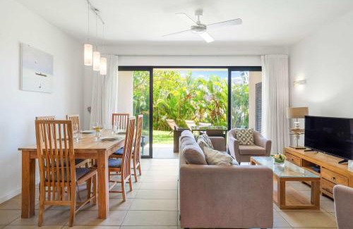 Roches Noires Apartment | Echoes of the Reef - Azuri Village