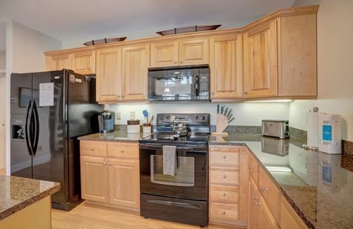 Foscoe Condo | Echota Wintergreens 1631-Mountain Condo, Gated Resort, Indoor/Outdoor Pools and Hot Tub, Fitness .