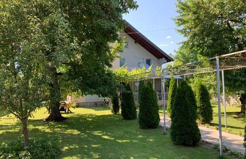 Vitomiricë House | Echref Residence