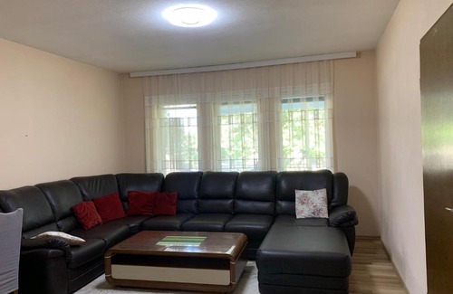 Vitomiricë House | Echref Residence