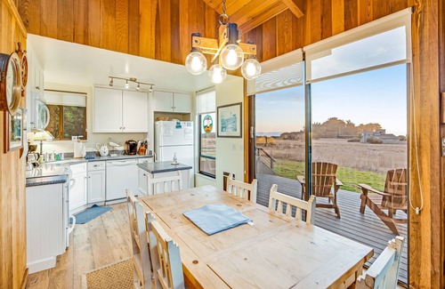 Sea Ranch House | Eclectic coastal retreat w/ ocean view, private hot tub & spacious lofted layout