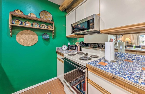 Cloudcroft House | Eclectic Home w/Deck: 4 Miles to Ski Cloudcroft!