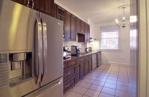 Reed-Cooke House | ECLECTIC MODERN LARGE DUPONT CIRCLE BROWNSTONE