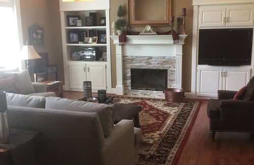 Leawood House | Eclipse Central Home in Kansas City Metro