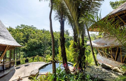 Abiansemal Villa | Eclipse House 4bds Eco Bamboo House Pool RiverView