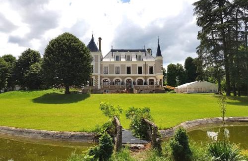 Saint-Paul en Jarez Hotel | Eclosion Château Hôtel & Restaurant