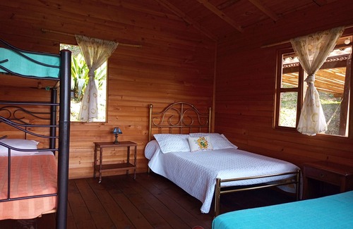 Vergara Hotel | Eco-Cabañas Altozano Nimaima