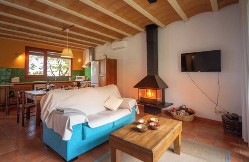 Llado Cottage | Eco country house near Costa Brava. Garden, pool and views