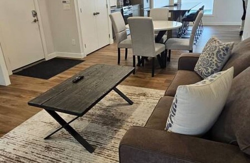 Canmore Apartment | Eco-Friendly 3BR | Spectacular Views |Private Deck
