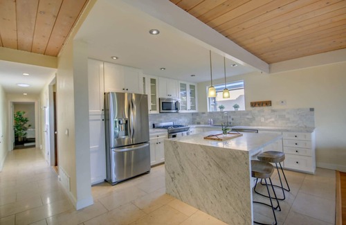 North Pacific Beach House | Eco-Friendly Mount Soledad Pad with Views and Heated Pool