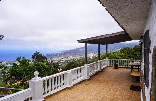 La Orotava House | Eco House in Unique Environment