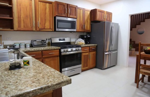 Treasure Beach Apartment | Eco-Modern Apartment @ VillaMarissa 2 Bed/2.5 Bath