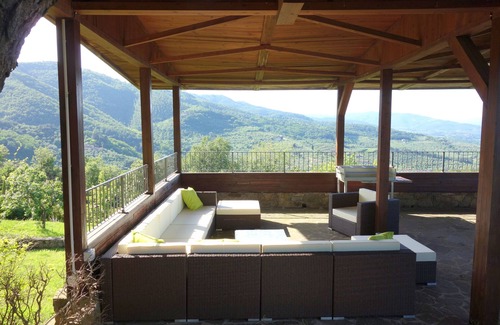 Castelnuovo dei Sabbioni Villa | Eco Villa in Chianti with private pool