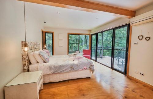 Smiths Creek Cabin | EcOasis