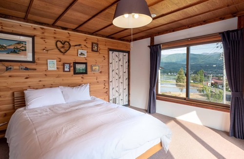 Iiyama Cottage | EcoCabinTogari Ski ResortPellet StovePetsOK / Iiyama Nagano
