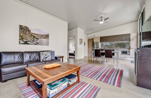 Crackenback Ski Chalet | Ecocrackenback 19 'Sustainable chalet close to the slopes.'