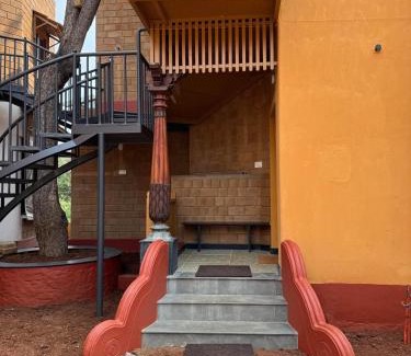 Shrirangapattana House | EcoMinimalist Home by the River