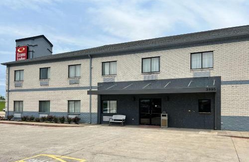 Beaumont Cabin | Econo Lodge Beaumont I-10 South
