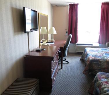 Orillia Cabin | Econo Lodge