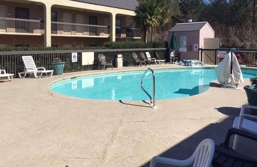 Cordele Cabin | Econo Lodge Cordele