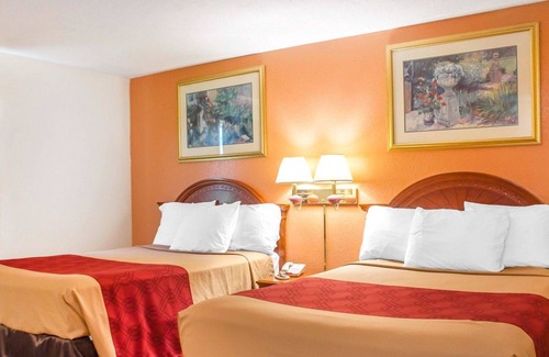 Cuba Hotel | Econo Lodge Cuba I-86