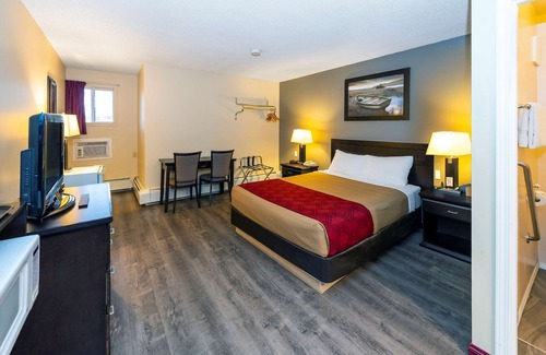 Edson Hotel | Econo Lodge Edson