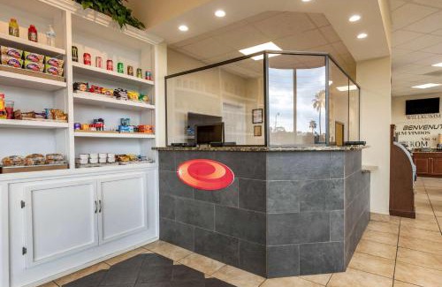 Kissimmee Hotel | Econo Lodge Inn & Suites Maingate Central