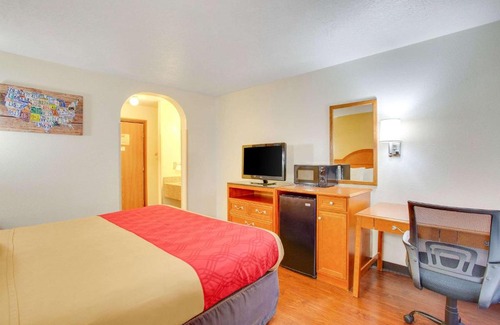 Princess Jeanne Hotel | Econo Lodge Inn & Suites Albuquerque East I-40 Eubank Exit