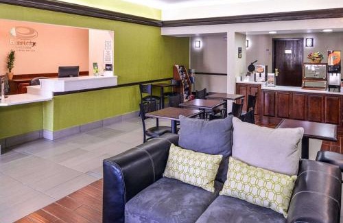 Shelbyville Hotel | Econo Lodge Inn & Suites Shelbyville