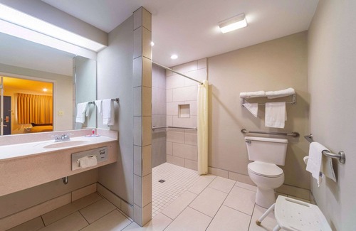 Laurel Hotel | Econo Lodge Laurel