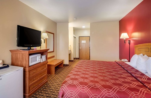 Lubbock Hotel | Econo Lodge Lubbock I-27