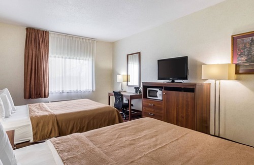 Luverne Hotel | Econo Lodge Luverne I-90