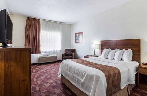 Luverne Hotel | Econo Lodge Luverne I-90