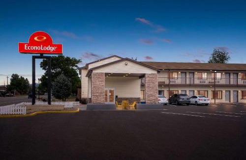 Panguitch Cabin | Econo Lodge Panguitch near Bryce Canyon
