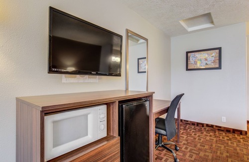 St. George Hotel | Econo Lodge St George North - Near Pioneer Park