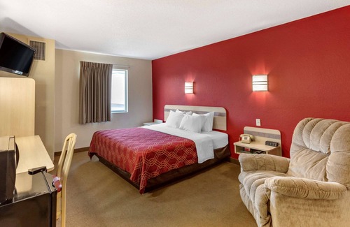 Belle Fourche Hotel | Econo Lodge